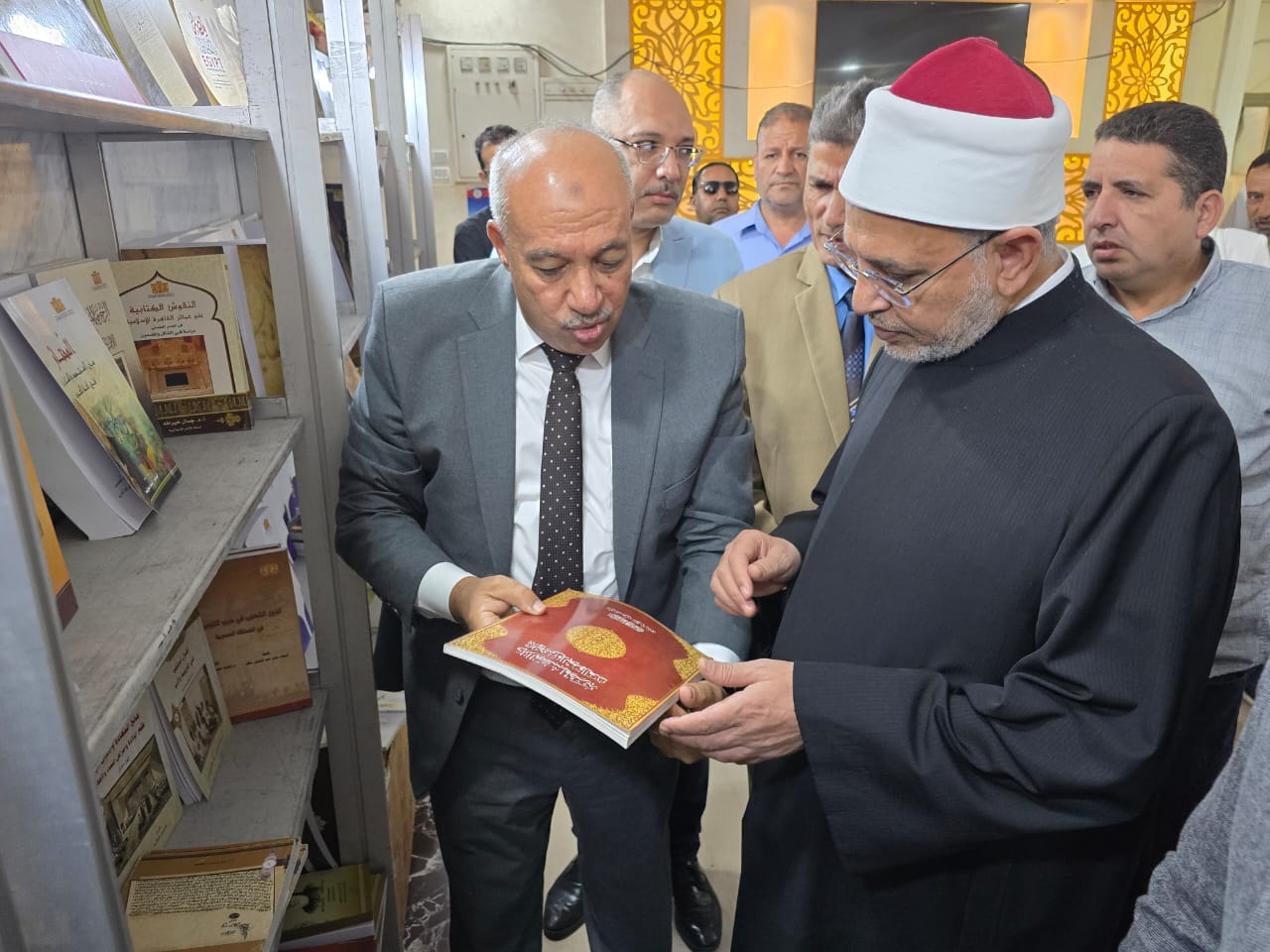 دار الكتب والوثائق القومية تشارك في معرض كلية الدراسات الإسلامية والعربية للبنات بجامعة الأزهر